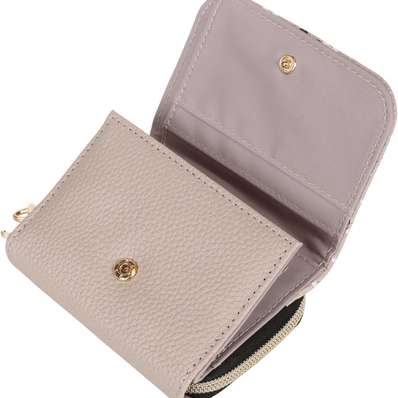 DISNEY CLASSIC MICKEY MOUSE COIN CARD PURSE TAUPE BEIGE - Picture 3 of 7